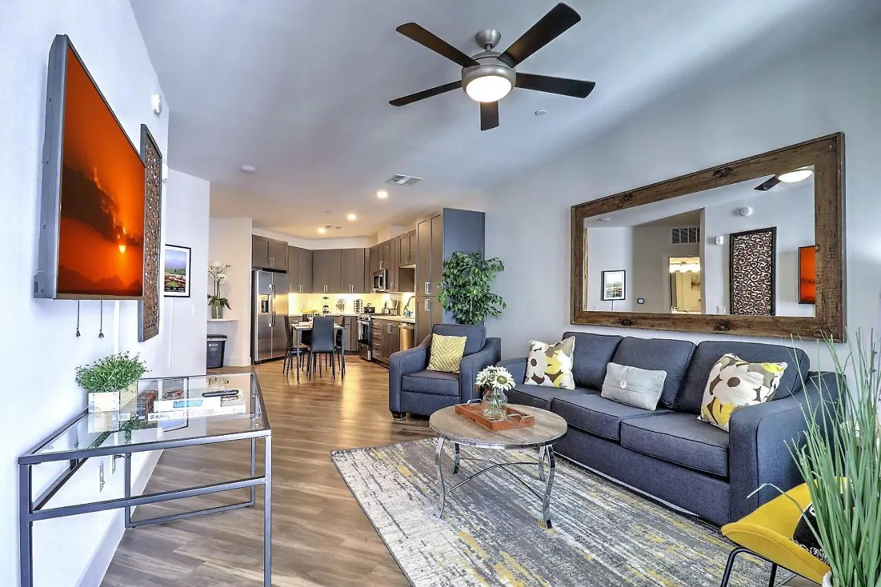 Walk Score 81-Shopping District-King Bed-Parking G3047 Scottsdale 0*,  Stany Zjednoczone Ameryki